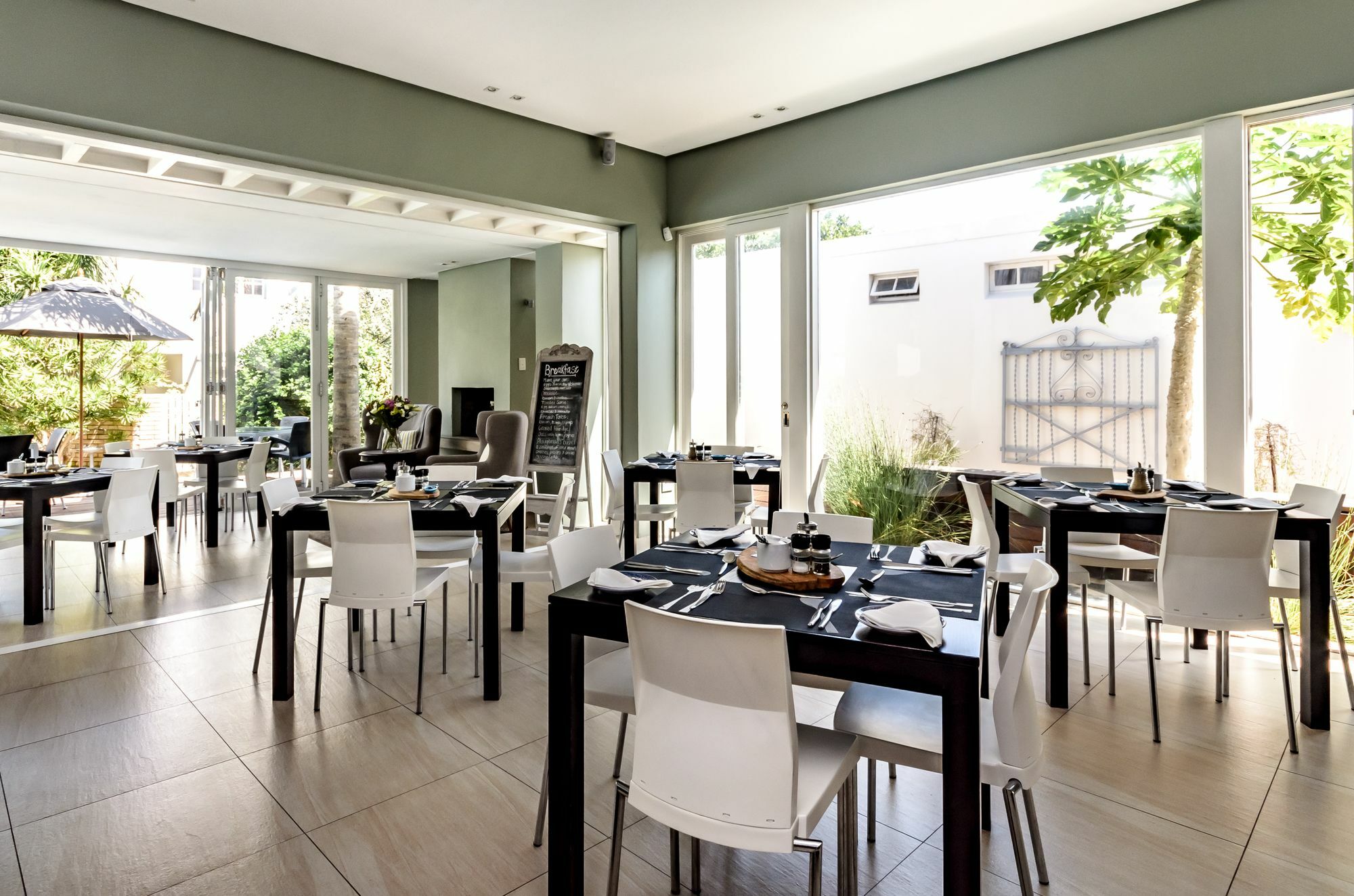 First Avenue Guesthouse Port Elizabeth Eksteriør billede